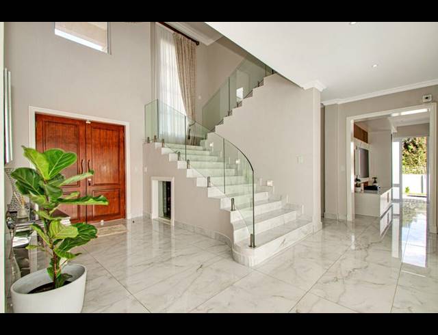 4 BEDROOM PROPERTY TO RENT IN BRYANSTON